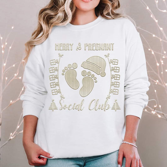 Merry and pregnant tee