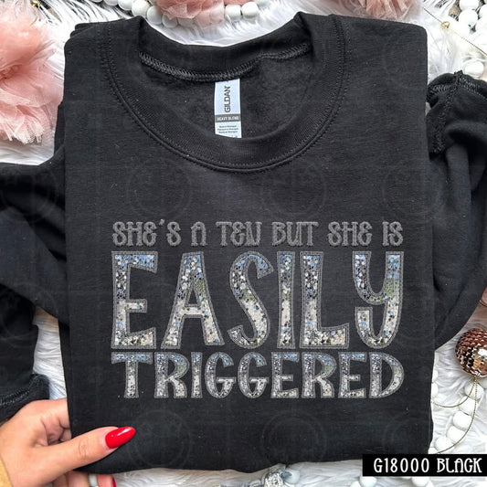 She's a 10 but she's easily triggered tee