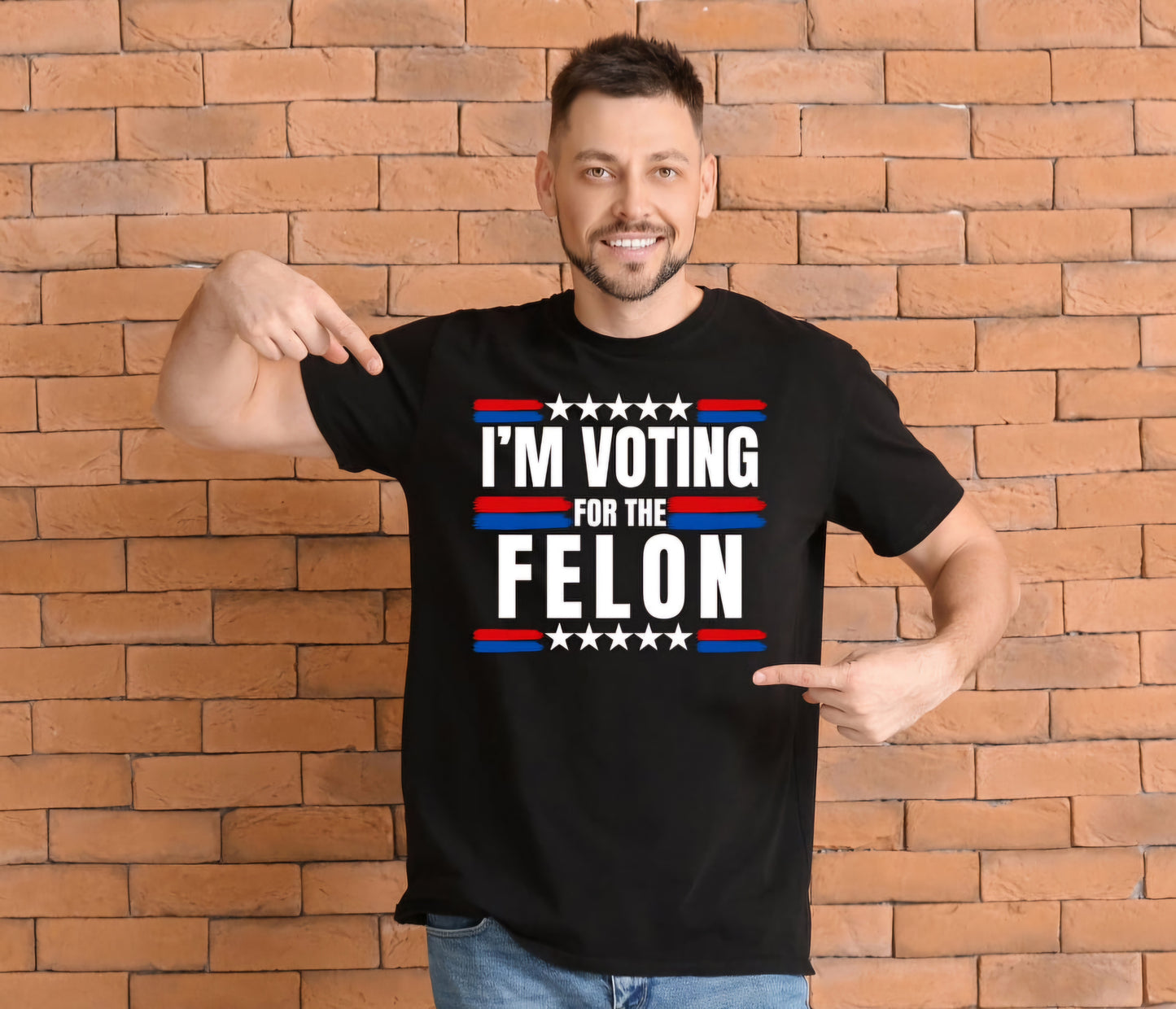 I'm voting for the felon Trump Tee